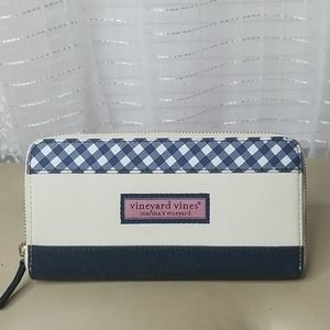 Vineyard Vines Accordion Wallet